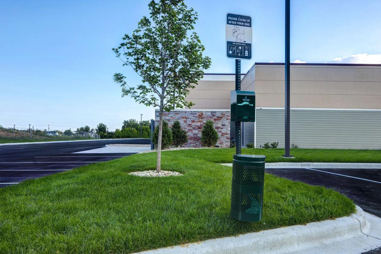 Homewood Suites By Hilton Oak Creek Milwaukee Exterior foto