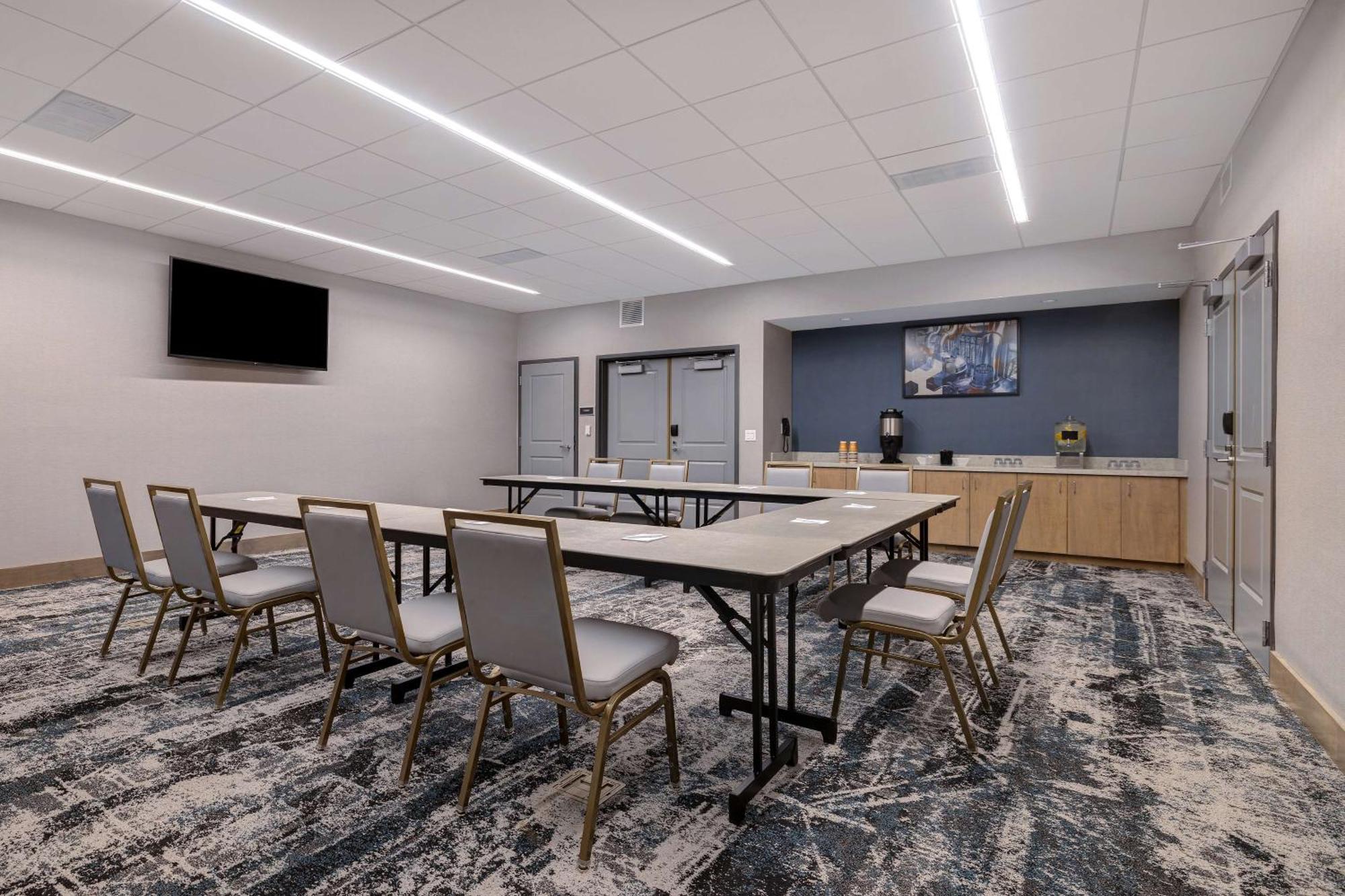 Homewood Suites By Hilton Oak Creek Milwaukee Exterior foto